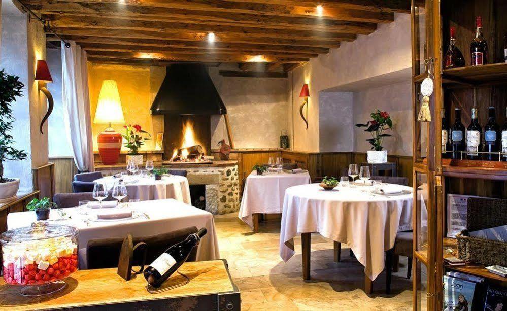 Hotel Les Remparts Mirepoix  Esterno foto